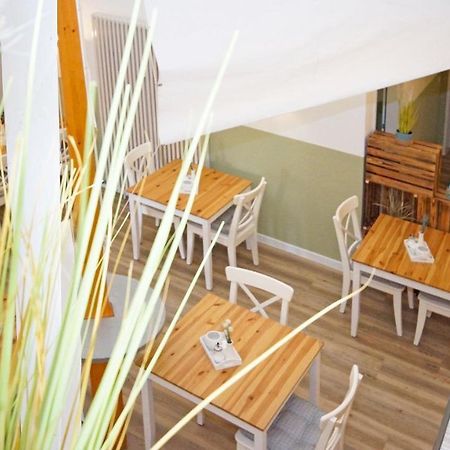F-1010 Strandhaus Moenchgut Bed&Breakfast Dz 37 Strandnah, Inkl Fruehstueck Lobbe Extérieur photo
