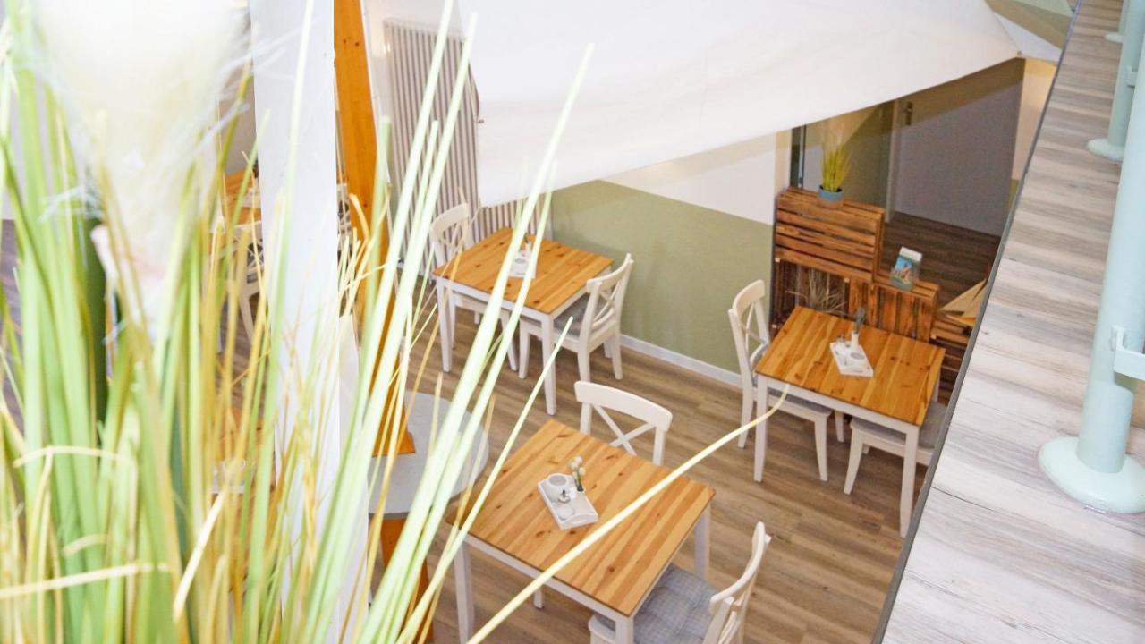 F-1010 Strandhaus Moenchgut Bed&Breakfast Dz 37 Strandnah, Inkl Fruehstueck Lobbe Extérieur photo
