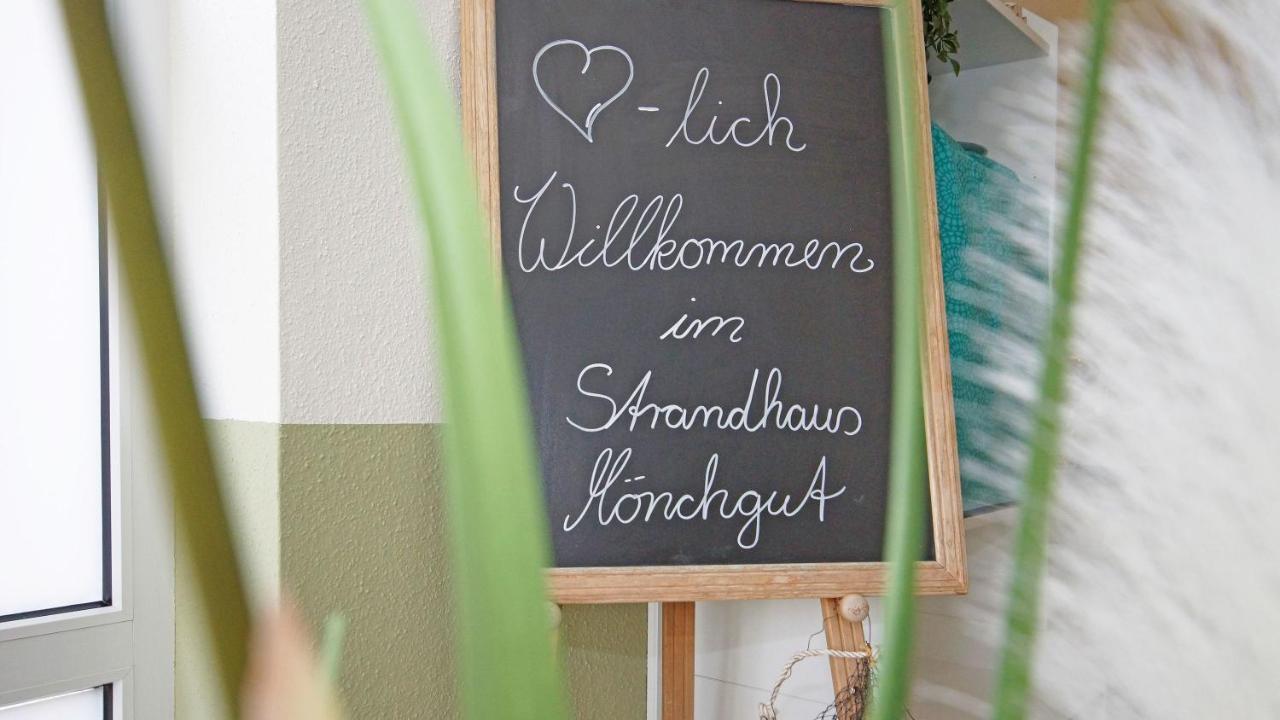 F-1010 Strandhaus Moenchgut Bed&Breakfast Dz 37 Strandnah, Inkl Fruehstueck Lobbe Extérieur photo